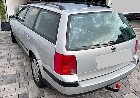 VW Passat Variant Volkswagen 1.6 Comfortline
