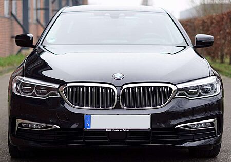 BMW 530 Luxury/HUD/360°/ACC/Stand/H&K/Service Inclusive