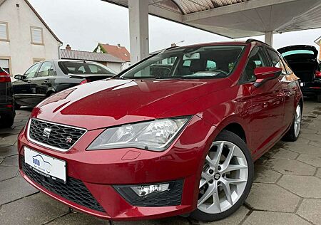 Seat Leon ST FR DSG NAVI PANO LEDER SPURH. FERNL.