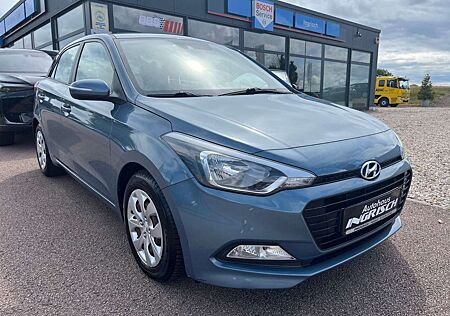 Hyundai i20 blue Passion mit Sitzhzg.+Klima+PDC+GARANTIE