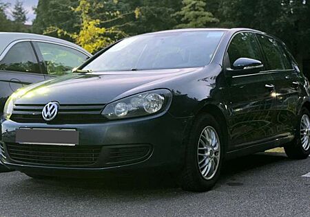 VW Golf Volkswagen 2.0 TDI DPF Trendline
