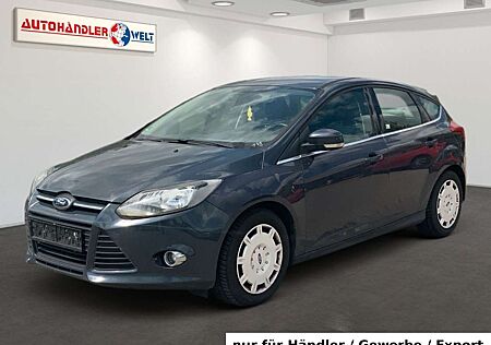 Ford Focus Lim. 1.6 T 5-trg. Klimaanlage