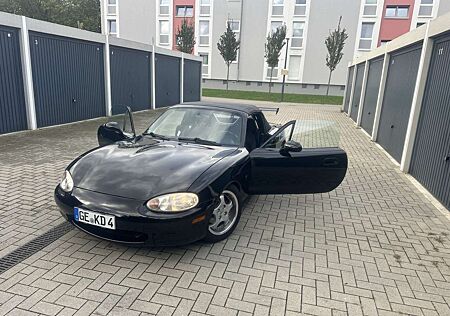 Mazda MX-5 1.6i 16V