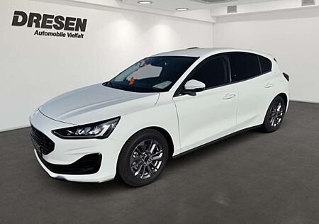 Ford Focus Titanium+Sitzheizung+Lenkradheizung+Verkehrszeiche