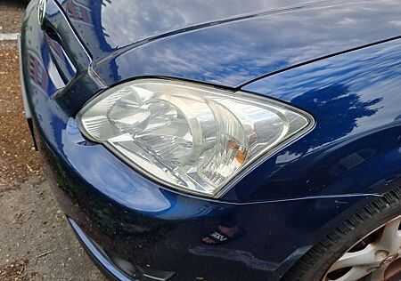 Toyota Corolla Stufenheck 1.4 VVT-i