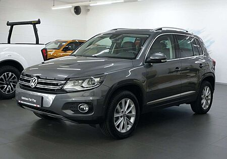 VW Tiguan Volkswagen 2.0 TDI 4x4 XENON/PANO/LEDER/AHK/U-FREI!