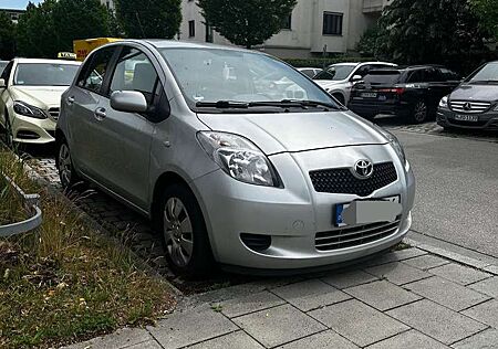 Toyota Yaris Sol
