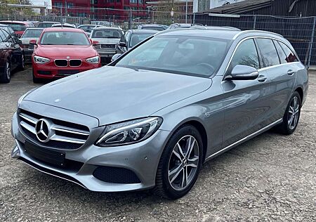 Mercedes-Benz C 180 T Avantgarde Aut. / LED/ Navigation/Top gepflegt
