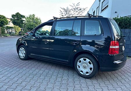 VW Touran Volkswagen 2.0 TDI
