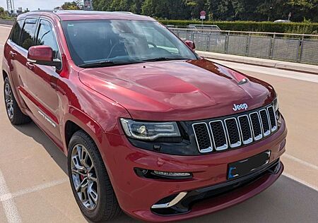 Jeep Grand Cherokee SRT