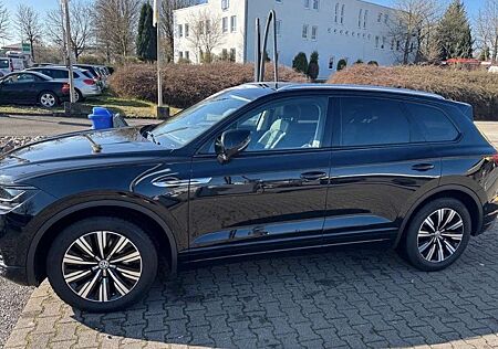 VW Touareg Volkswagen 3.0 V6 TDI 4Motion DPF Automatik