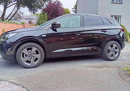 Opel Grandland 1.2 DI Automatik Elegance