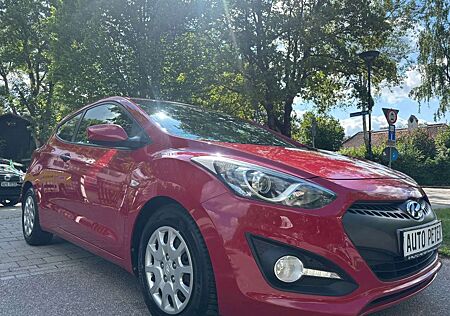 Hyundai i30 Coupe Classic * wenig Kilometer *