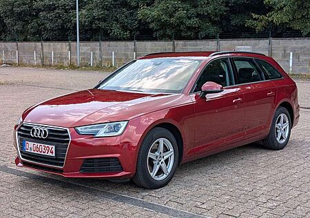 Audi A4 Avant 35 TDI Matador Red