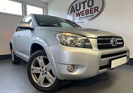 Toyota RAV 4 2.2 D EXECUTIVE*LEDER*NAVI*XENON*AHK*SHZ*