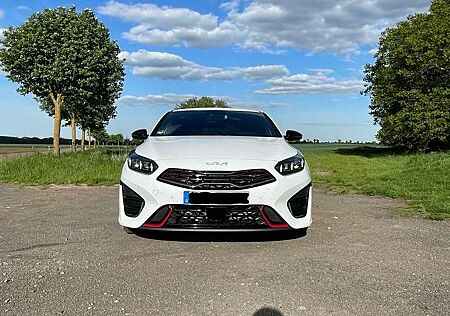 Kia Pro_ceed ProCeed / pro_cee'd 1.6 T-GDI DCT7 OPF GT