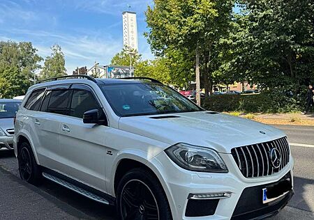 Mercedes-Benz GL 500 gebraucht kaufen Mercedes-Benz GL 500 4Matic (BlueEFFICIENCY) 7G-TRONIC voll tipptopp