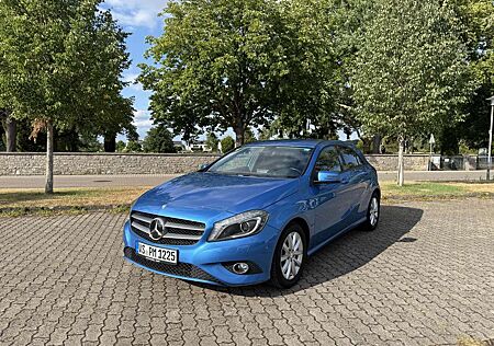 Mercedes-Benz A 200 A-Klasse (BlueEFFICIENCY) Style