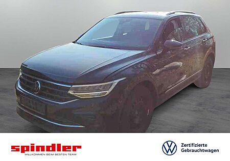 VW Tiguan Volkswagen Active 2.0 TDI / Navi, App, LED, ACC, SHZ