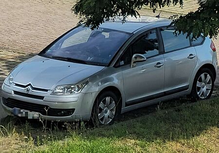 Citroën C4 Citroen 1.6 16V Automatik Confort