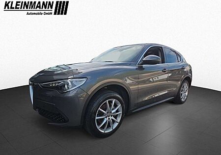 Alfa Romeo Stelvio Super 2.0 T (200 PS) AT8-Q4 *AHK