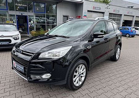Ford Kuga Titanium Navi Mehrzonenklima SHZ LenkradHZG Keyles