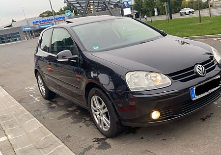 VW Golf Volkswagen Tour Edition
