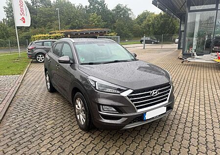 Hyundai Tucson 2WD Navigation Klimaautomatik