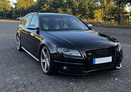 Audi S4 3.0 TFSI quattro
