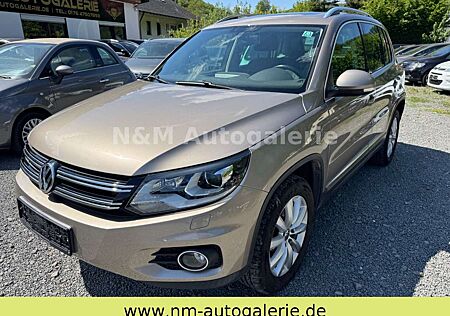 VW Tiguan Volkswagen Track & Style 4Motion*Automatik*Pano*