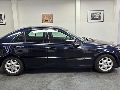Mercedes-Benz C 180 Limo ELEGANCE Automatik PDC TÜV 02/2028