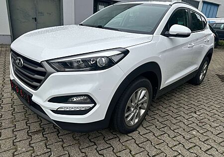 Hyundai Tucson Intro Edition 4WD*2.Hand*Euro6*Navi