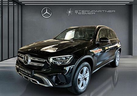 Mercedes-Benz GLC 300 e 4M KAM.+LED+HuD+TEMPOMAT+TOTWINKEL+AHK