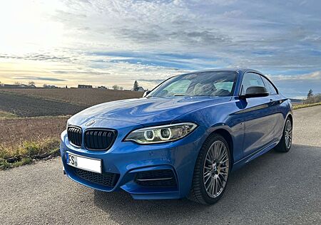BMW 240 M240i xDrive Coupe Sport-Aut.