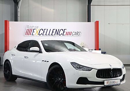 Maserati Ghibli S Q4 3.0 V6 WHITE & RED / TOLLES FAHRZEUG
