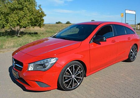 Mercedes-Benz CLA 180 Shooting Brake