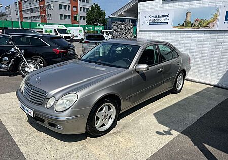 Mercedes-Benz E 200 | Tüv und Service Neu|