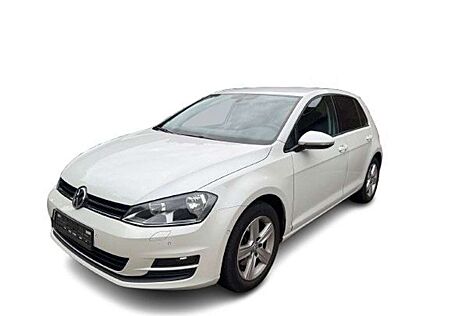 VW Golf Volkswagen 7 Lim. 5-trg. Comfortline Navi STHZ PDC SHZ