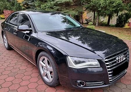 Audi A8 3.0 TDI DPF quattro tiptronic