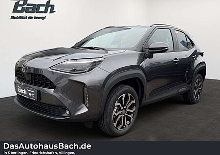 Toyota Yaris Cross 1.5 Hybrid Teamplayer mit Winter-Pak