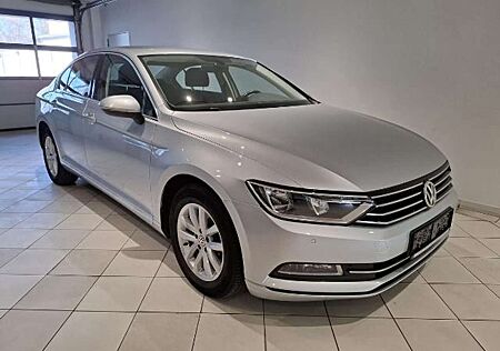 VW Passat Volkswagen 1.4 TSI DSG AHK SHZ 2xPDC