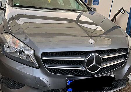 Mercedes-Benz A 180 A+180+(BlueEFFICIENCY)