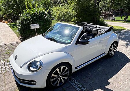 VW Beetle Volkswagen The Cabriolet 2.0 TDI Sport