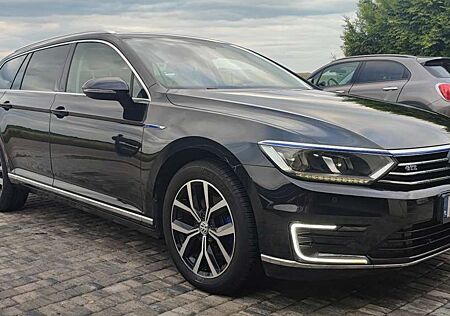 VW Passat Variant Volkswagen 1.4 TSI Plug-In-Hybrid DSG GTE