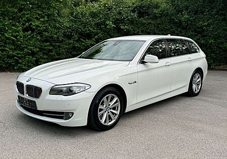 BMW 530 d Touring A Luxury Line Automatik Navi Leader
