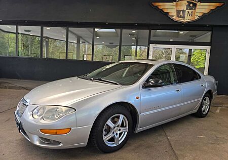 Chrysler 300 M Lim. 2.7 V6 24V Auto SPORT LEDER/SSD/PDC