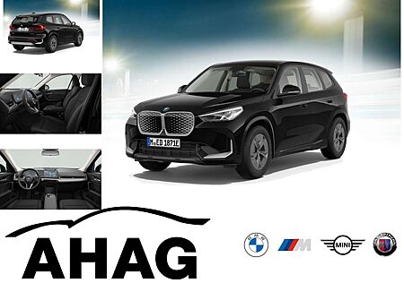 BMW iX1 xDrive30 Adaptives Fahrwerk Sitzhzg. Vorn