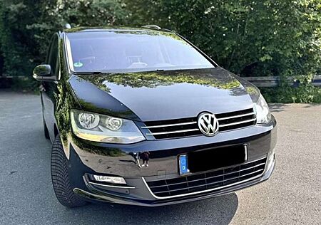 VW Sharan Volkswagen 2.0 TDI DSG BlueMotion Technology Highline