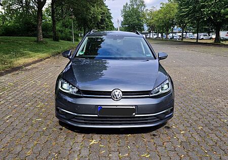 VW Golf Variant Volkswagen 1.6 TDI DSG Comfortline