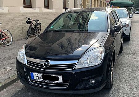 Opel Astra Kombilimousine Station Wagon
